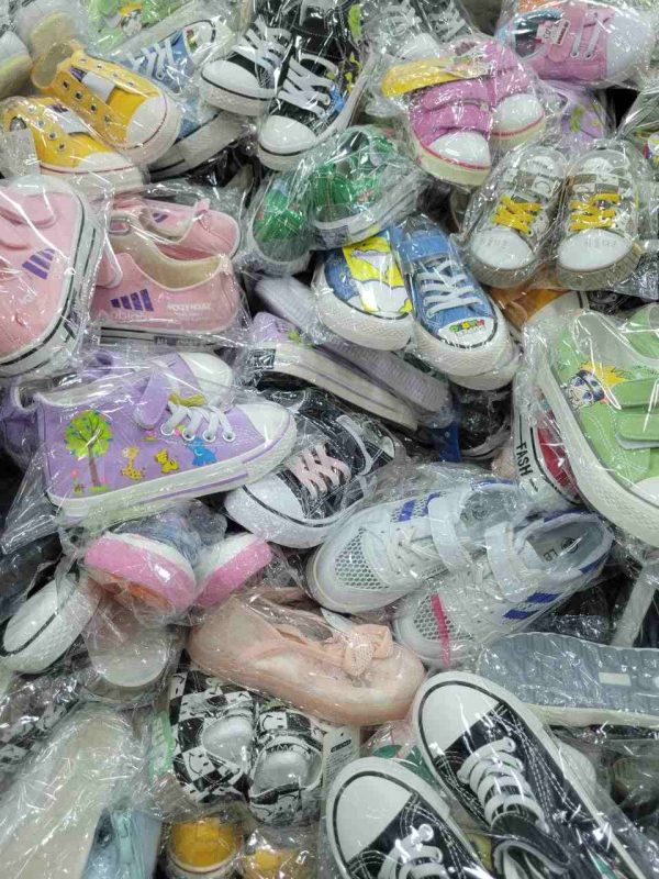 Kids Mixed Shoes – Assorted Designs & Colors
