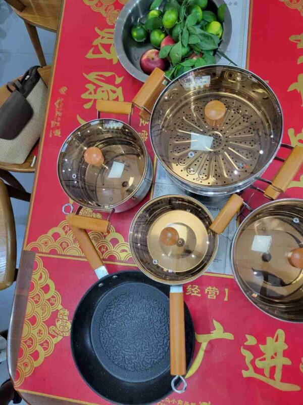 Premium Non-Stick Cookware Set - Image 4