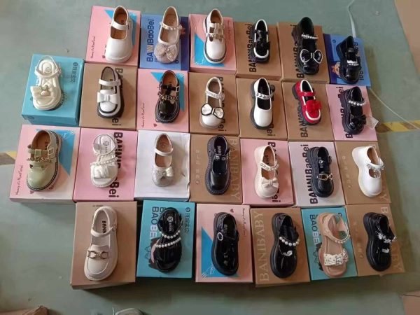 High-Quality Mixed Girl’s Shoes – Assorted Styles - Image 4