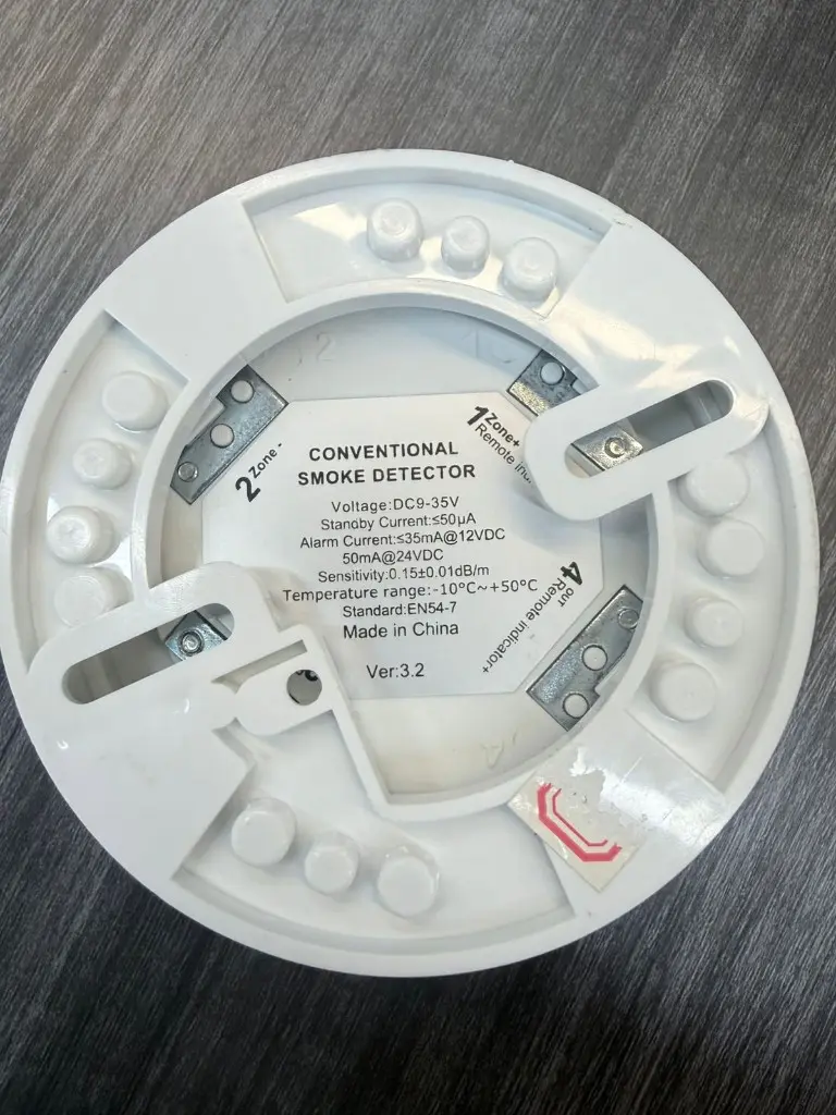 Ceiling Smoke Detector - Electric Powered - Image 3