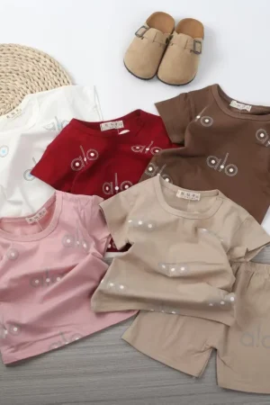 Children's 100% cotton t-shirt and shorts outfit set — design 1