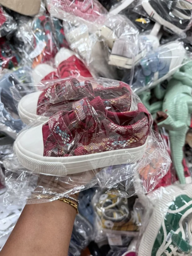 High-Quality Kids Mixed Canvas Shoes — Ages 3–13 (Assorted Designs) - Image 4