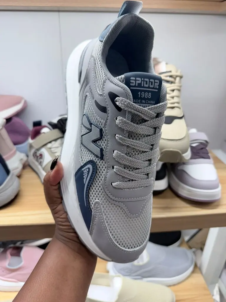 New Spring Style Breathable Mesh Designer Men's Sneakers Size 39-44