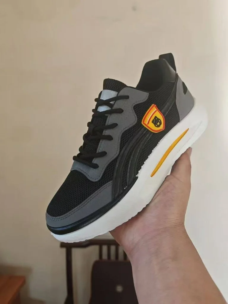 Men's chunky mesh casual sneakers — black colourway, sizes 39–44