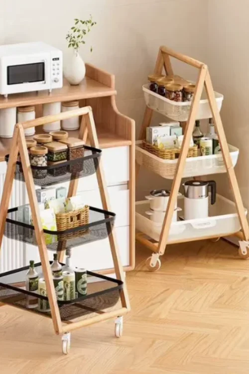 High Quality Metallic Vegetable Rack with Wooden Handles
