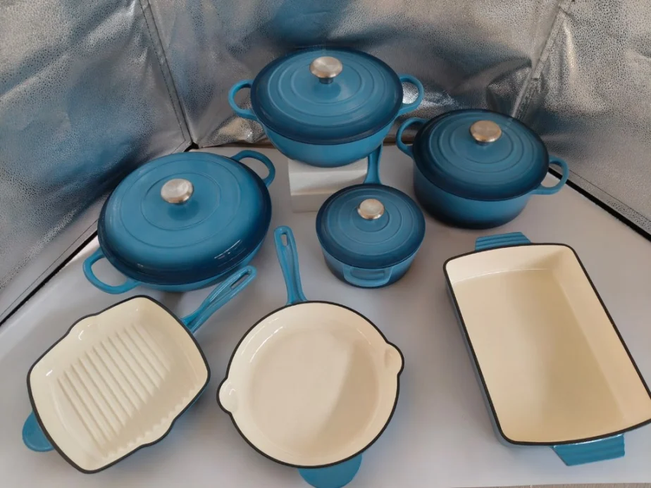 HeatLuxe Original Cast Iron 11-Piece Set — Teal Blue