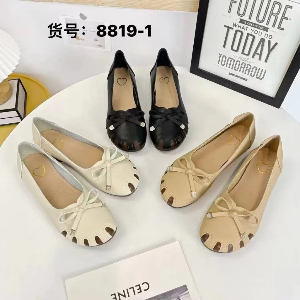 Women’s Cut Out Bow Flat Loafers 8819 1