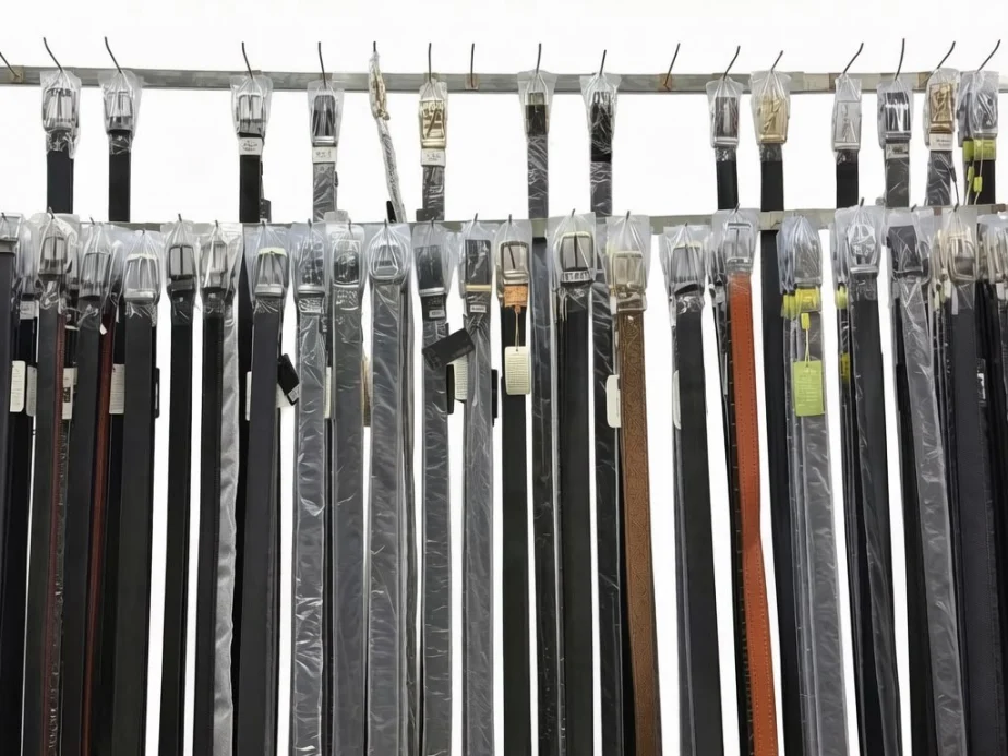 Wholesale mixed belts for men and women hanging rack display assorted styles batch of 100